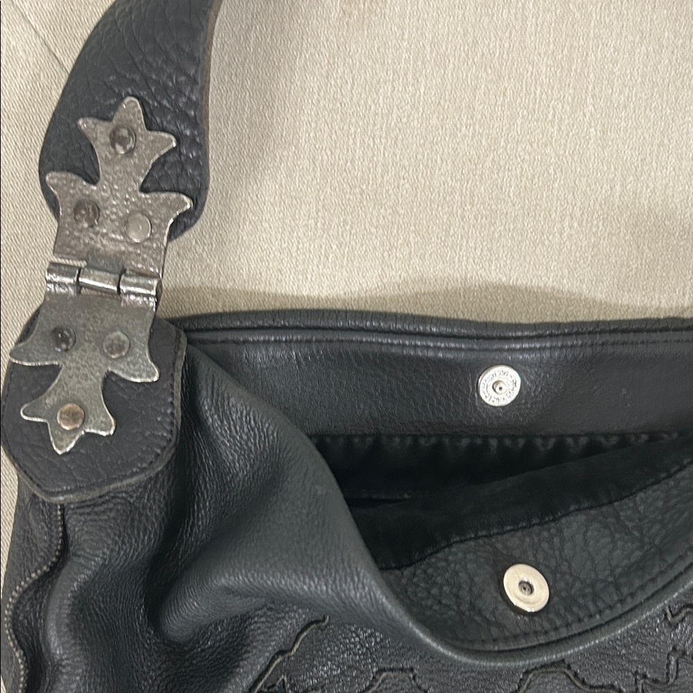 Tylie Malibu Leather Bag - Picture 6 of 10